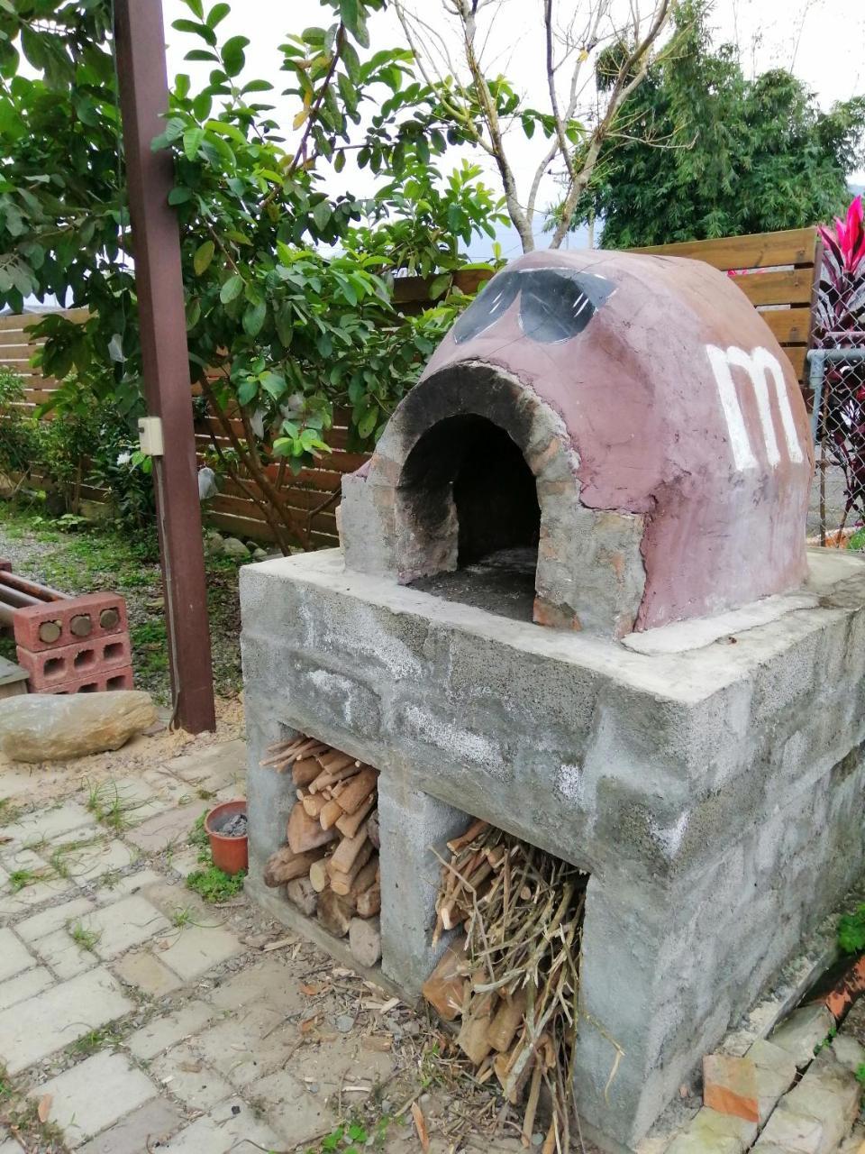 Celine'S B&B Fenglin Luaran gambar